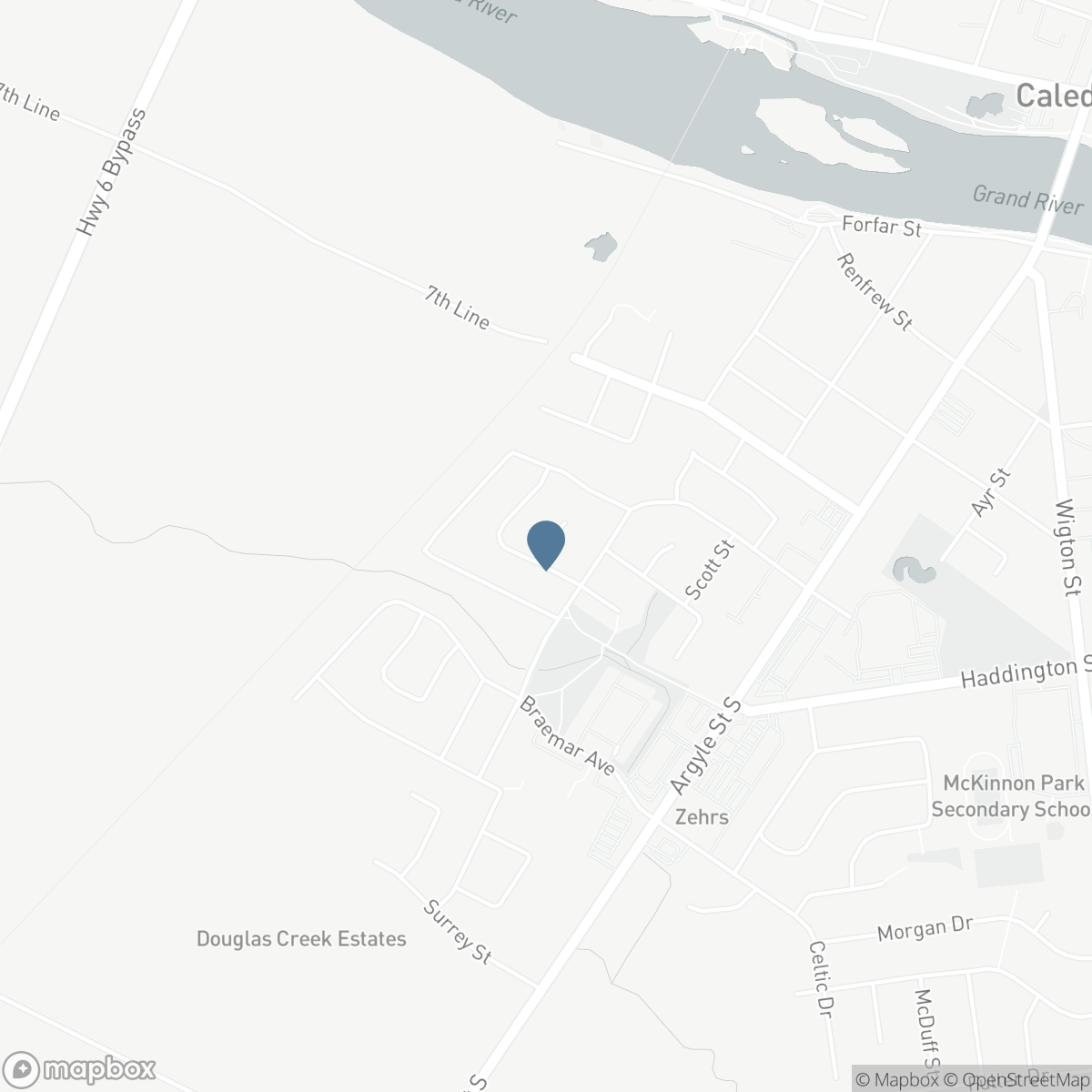 33 MACCOLL PLACE, Caledonia, Ontario N3W 1K4